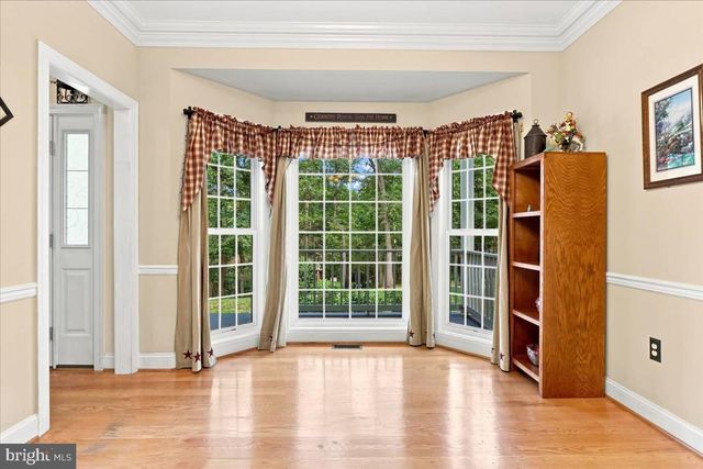4854 CHERRY RUN RD, Hedgesville, WV 25427