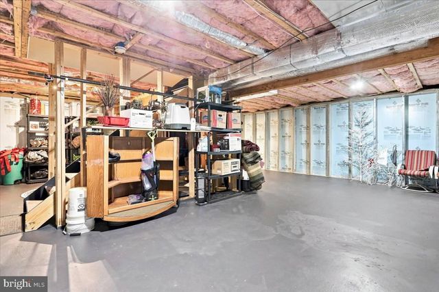 4854 CHERRY RUN RD, Hedgesville, WV 25427