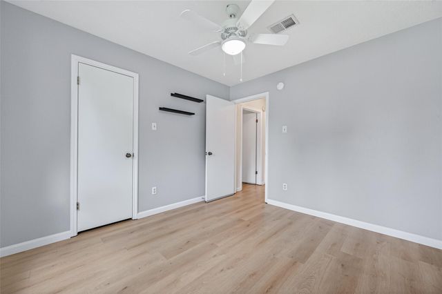 21315 Meadowhill Drive, Spring, TX 77388