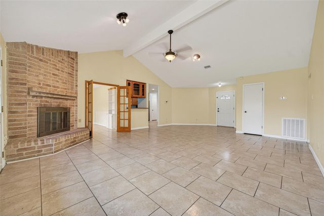 21315 Meadowhill Drive, Spring, TX 77388