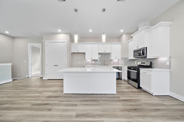 11 Wellford St G, Houston, TX 77022