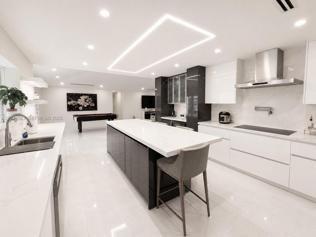 15690 SW 153rd Ct, Miami, FL 33187