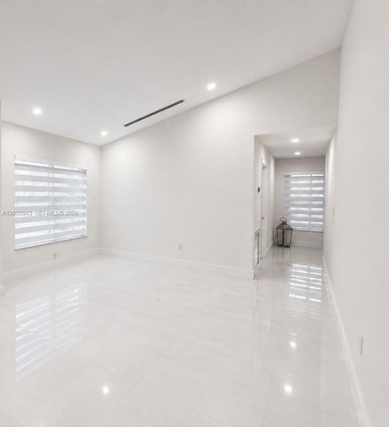 15690 SW 153rd Ct, Miami, FL 33187