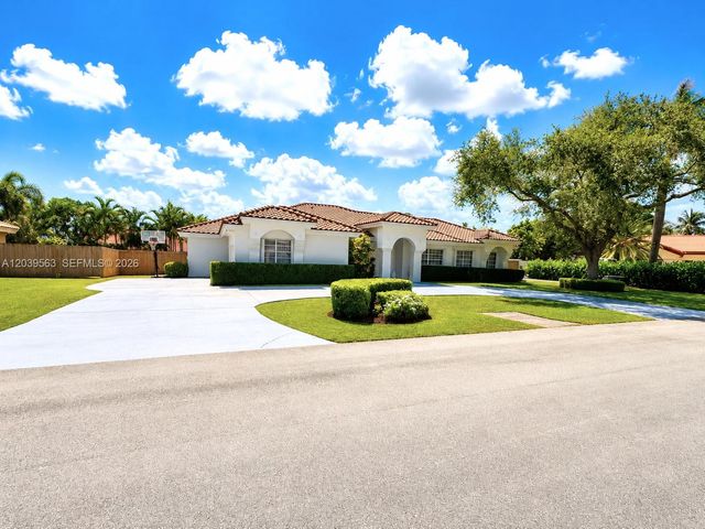 15690 SW 153rd Ct, Miami, FL 33187