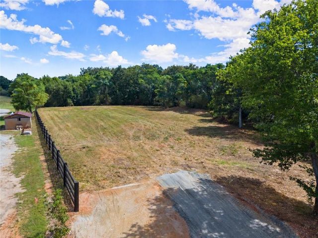 7245 Wits End Drive, Gainesville, GA 30506