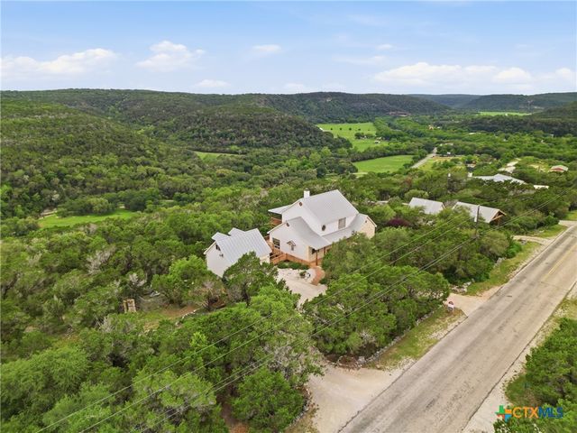 2522 Summit Drive, New Braunfels, TX 78132