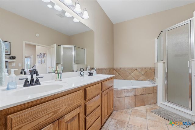 2522 Summit Drive, New Braunfels, TX 78132