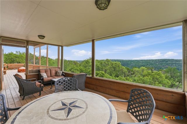2522 Summit Drive, New Braunfels, TX 78132