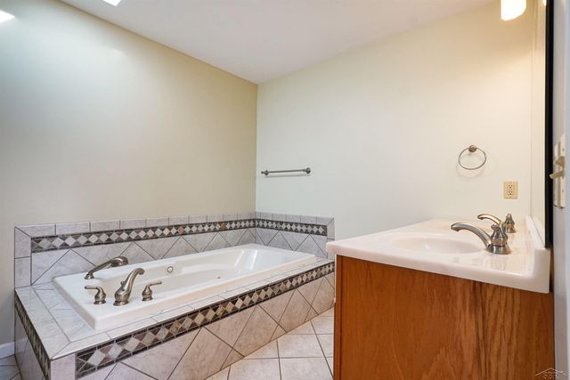 1401 Fromm Drive, Saginaw, MI 48603