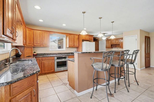 1401 Fromm Drive, Saginaw, MI 48603