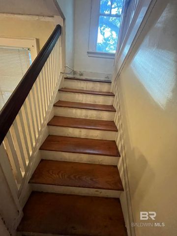 218 5th Street, Chickasaw, AL 36611