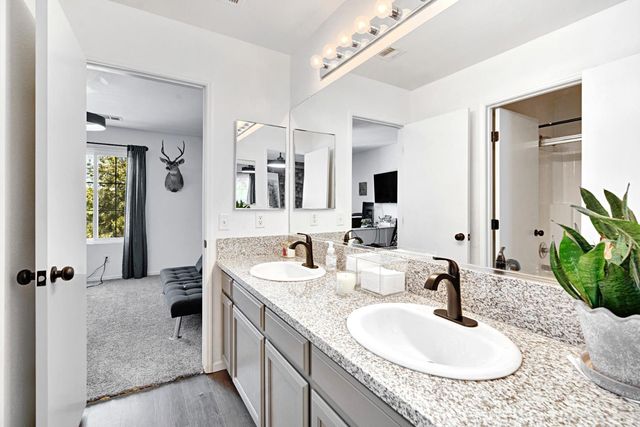 149 Dalton, Sanger, CA 93657