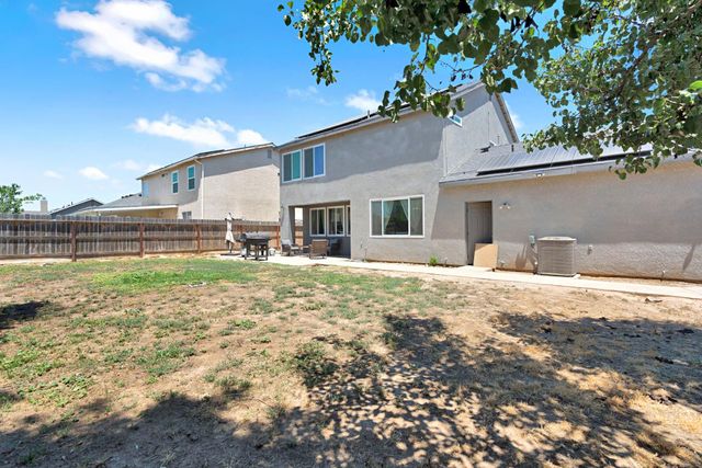 149 Dalton, Sanger, CA 93657