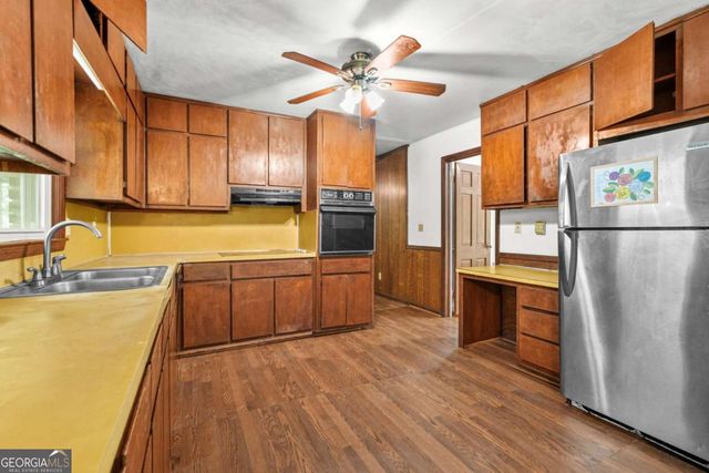 972 Bingham Lane, Stone Mountain, GA 30083
