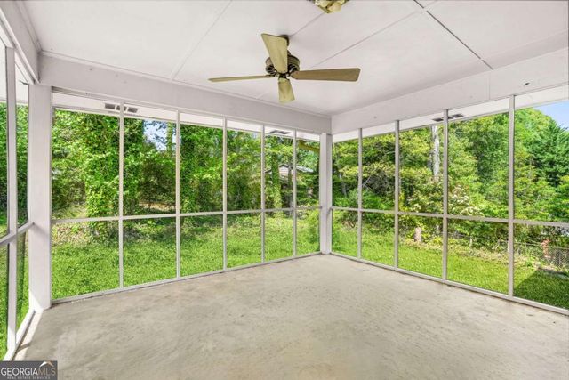 972 Bingham Lane, Stone Mountain, GA 30083