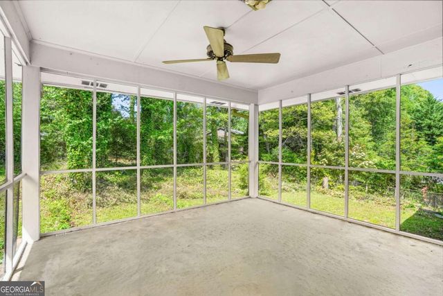 972 Bingham Lane, Stone Mountain, GA 30083
