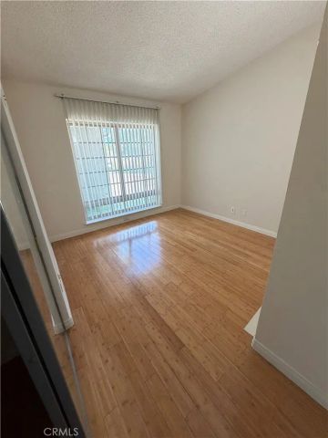 22346 Hartland Street, Canoga Park, CA 91303