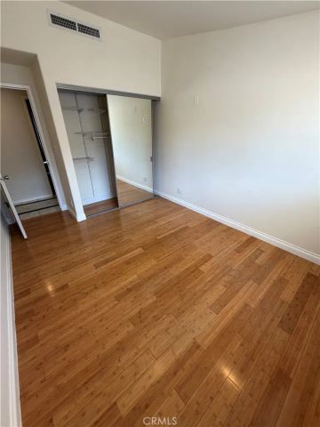 22346 Hartland Street, Canoga Park, CA 91303