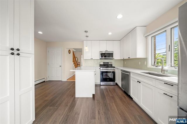 415 Lawton Avenue A, Cliffside Park, NJ 07010