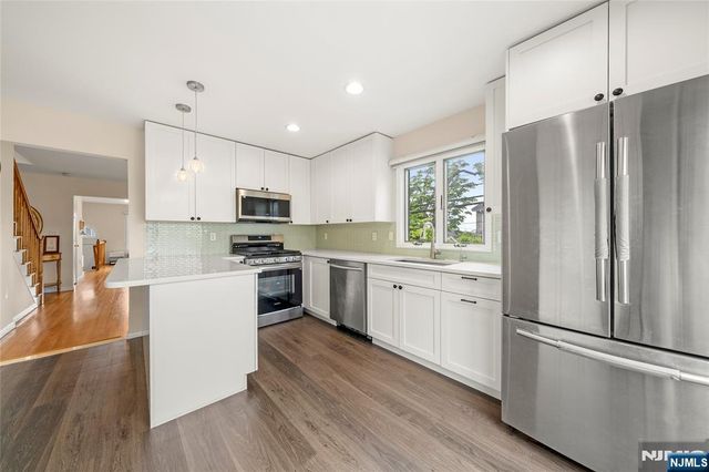 415 Lawton Avenue A, Cliffside Park, NJ 07010