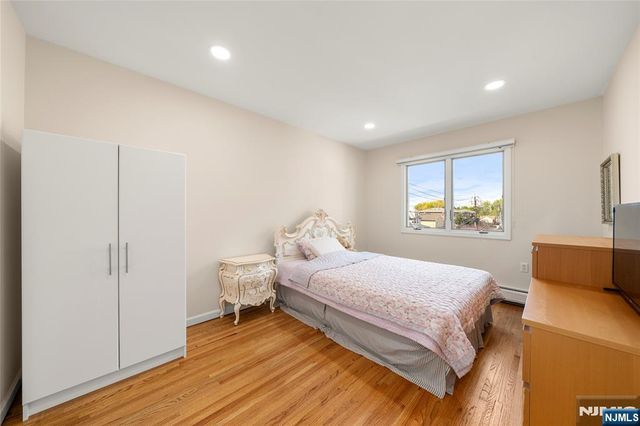 415 Lawton Avenue A, Cliffside Park, NJ 07010