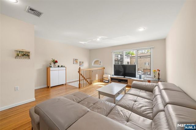 415 Lawton Avenue A, Cliffside Park, NJ 07010