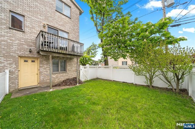 415 Lawton Avenue A, Cliffside Park, NJ 07010