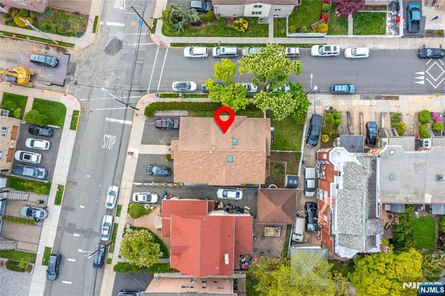415 Lawton Avenue A, Cliffside Park, NJ 07010