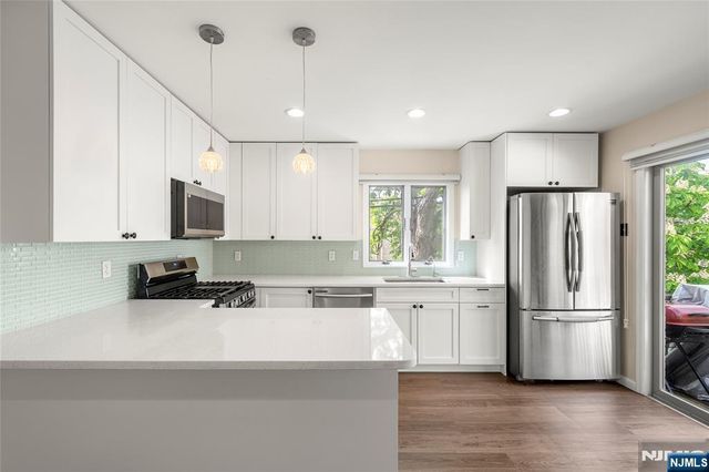 415 Lawton Avenue A, Cliffside Park, NJ 07010