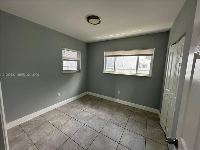 6801 NW 2nd Ct 6803, Miami, FL 33150