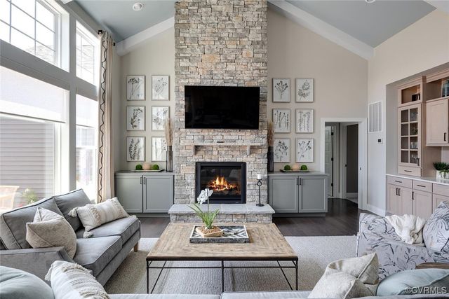 7012 Eagle Bend Ct, Moseley, VA 23120