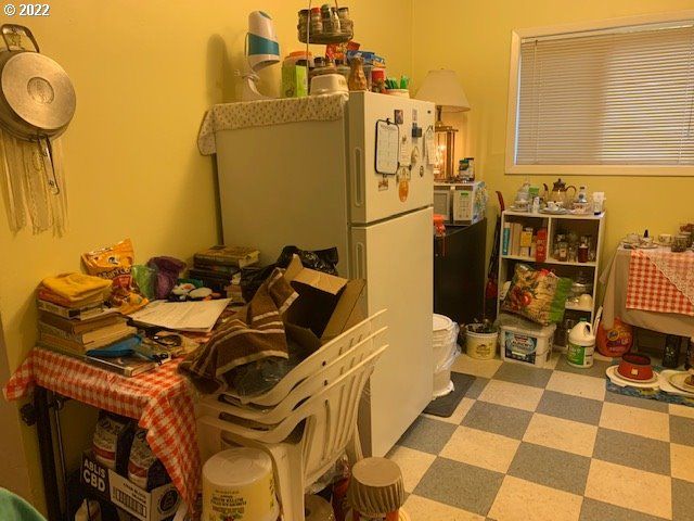 9212 N SAINT LOUIS Ave, Portland, OR 97203