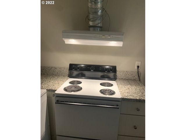 9212 N SAINT LOUIS Ave, Portland, OR 97203