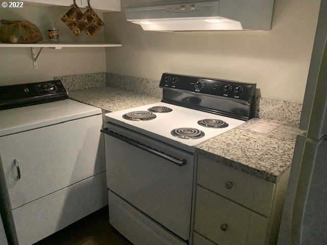 9212 N SAINT LOUIS Ave, Portland, OR 97203