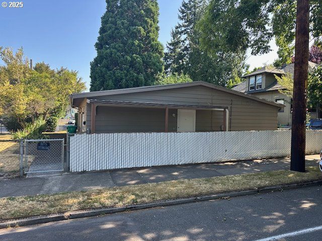 9212 N SAINT LOUIS Ave, Portland, OR 97203