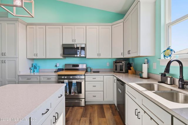 542 Woodward Avenue, Gulfport, MS 39501