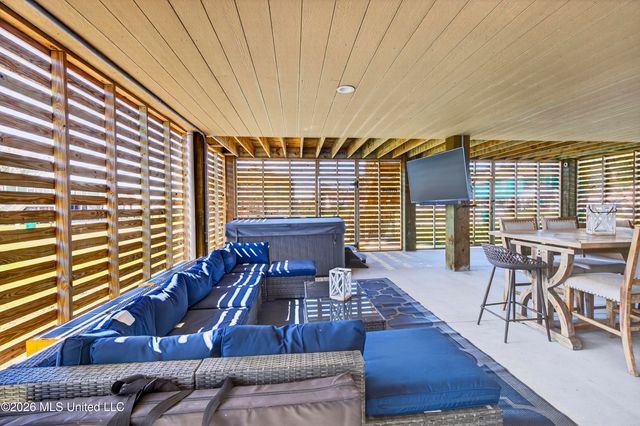 542 Woodward Avenue, Gulfport, MS 39501