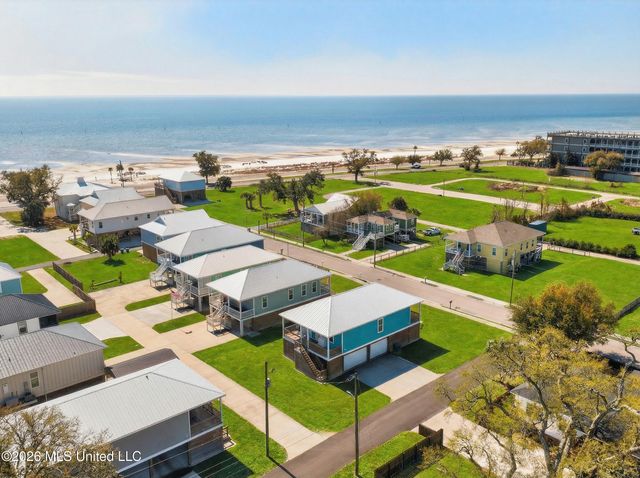 542 Woodward Avenue, Gulfport, MS 39501