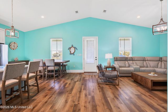 542 Woodward Avenue, Gulfport, MS 39501