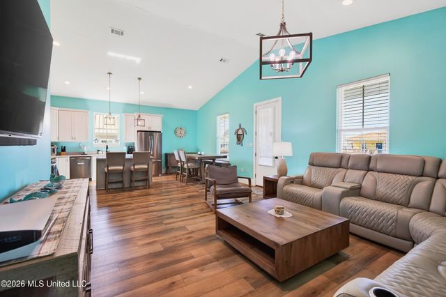 542 Woodward Avenue, Gulfport, MS 39501