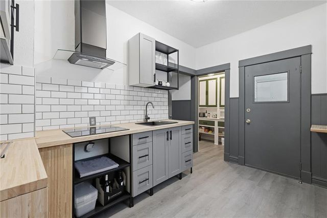 4231 Wyoming Street, Kansas City, MO 64111