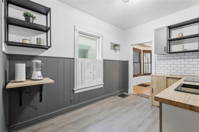 4231 Wyoming Street, Kansas City, MO 64111