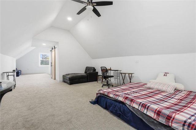 4231 Wyoming Street, Kansas City, MO 64111