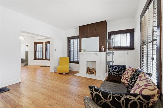 4231 Wyoming Street, Kansas City, MO 64111