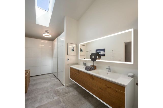 3710 Vincent Avenue S, Minneapolis, MN 55410