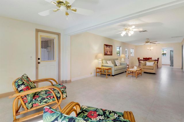 129 Mockingbird Lane, Delray Beach, FL 33445