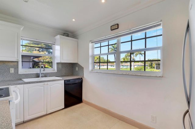 129 Mockingbird Lane, Delray Beach, FL 33445