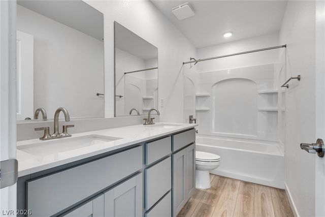 10733 Rhinehill Avenue, Las Vegas, NV 89166