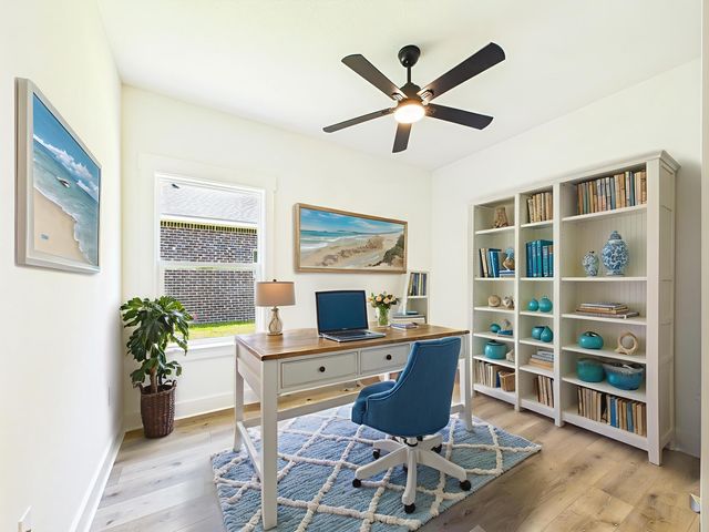 19 B Bayview Drive, Shalimar, FL 32579