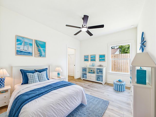 19 B Bayview Drive, Shalimar, FL 32579